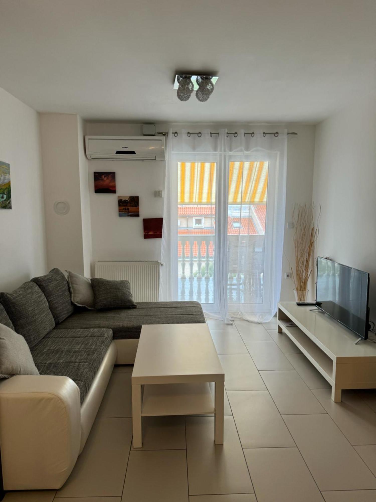 Apartamento Haus Ella Novi Vinodolski Exterior foto
