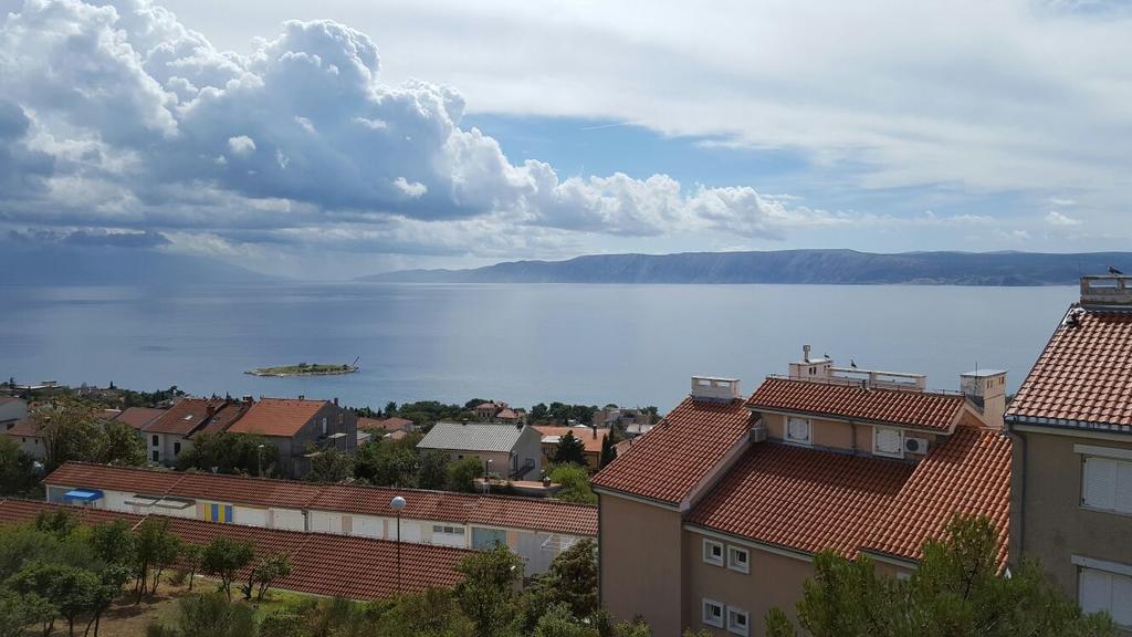 Apartamento Haus Ella Novi Vinodolski Exterior foto